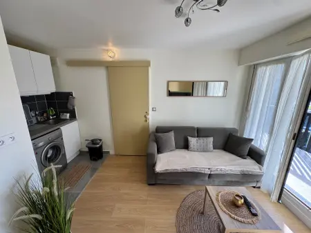 Appartement lumineux 2 pièces, à 2 pas de la plage - Photo 1