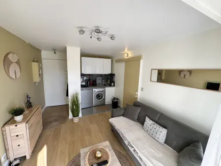 Appartement lumineux 2 pièces, à 2 pas de la plage - Photo 2