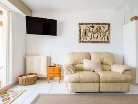 Appartement lumineux au port de plaisance, à 200m de la plage avec parking et commerces à proximité - Photo 3