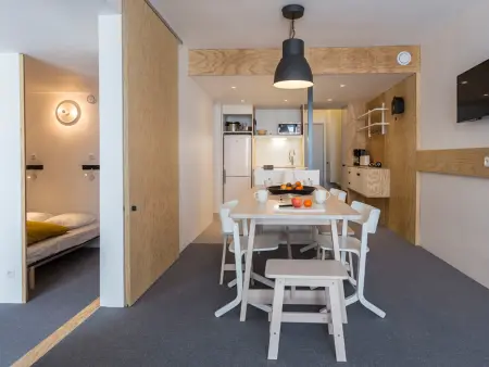 Appartement rénové proche station avec balcon, 6/7 pers, WIFI gratuit - Photo 4