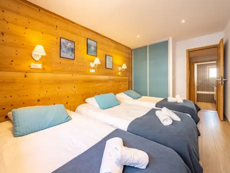 Duplex rénové 10-12 pers, skis aux pieds, cheminée, WIFI, animaux admis - Photo 3
