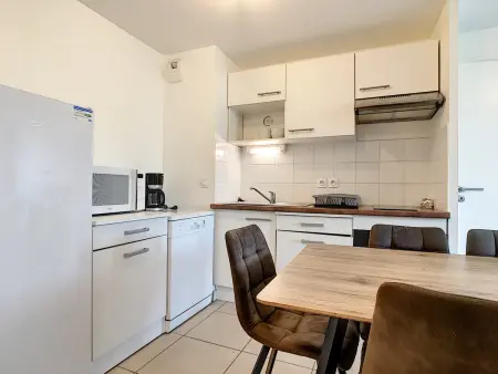Spacieux T2 avec Terrasse, Parking Privé, à 2 min de la Plage ! - Photo 7