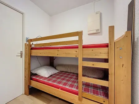 F2 Cabine avec Parking, Lave-linge, Lave-vaisselle, TV - Photo 6