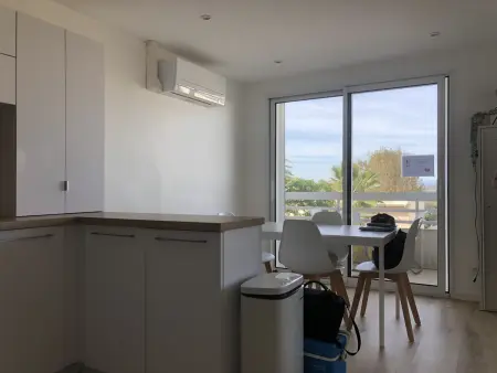 Palavas: Appart rénové F3 climatisé avec parking, 1ère ligne, accès plage, idéal pour 4 pers. - Photo 1