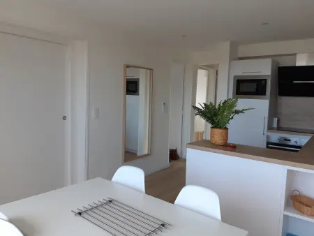 Palavas: Appart rénové F3 climatisé avec parking, 1ère ligne, accès plage, idéal pour 4 pers. - Photo 5