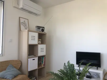 Palavas: Appart rénové F3 climatisé avec parking, 1ère ligne, accès plage, idéal pour 4 pers. - Photo 7