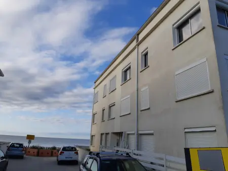 Palavas: Appart rénové F3 climatisé avec parking, 1ère ligne, accès plage, idéal pour 4 pers. - Photo 12