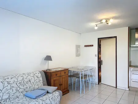 Studio Confort à 2 Pas de la Plage avec Piscine et Parking Privé à Palavas - Photo 2