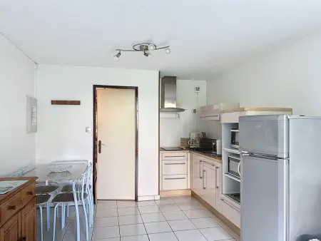 Studio Confort à 2 Pas de la Plage avec Piscine et Parking Privé à Palavas - Photo 3