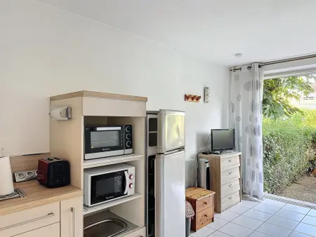 Studio Confort à 2 Pas de la Plage avec Piscine et Parking Privé à Palavas - Photo 5