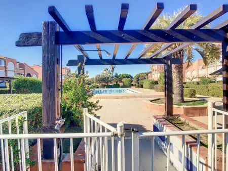 Studio Confort à 2 Pas de la Plage avec Piscine et Parking Privé à Palavas - Photo 11