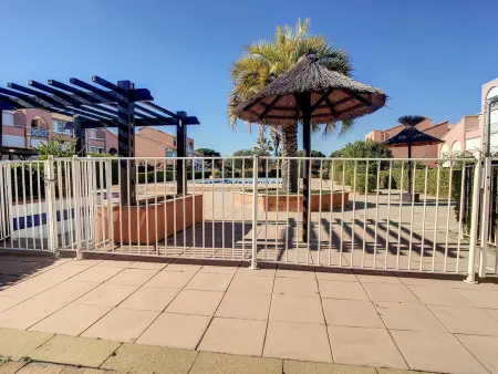 Studio Confort à 2 Pas de la Plage avec Piscine et Parking Privé à Palavas - Photo 12