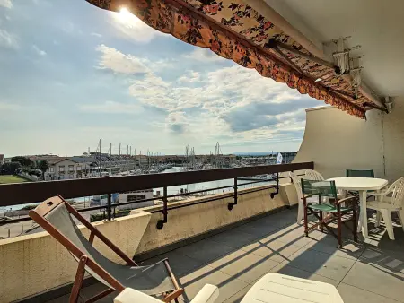 FF3 avec grande terrasse, proche plage et port, parking - Photo 2