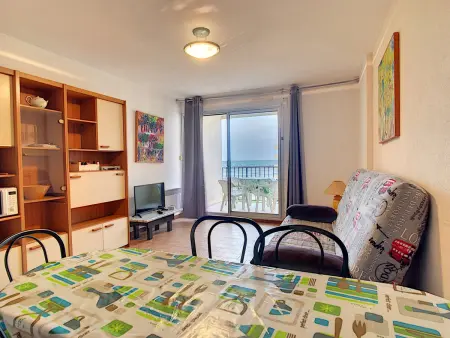 Studio cabine à Palavas-les-Flots - 4 couchages, parking et WIFI - Photo 5