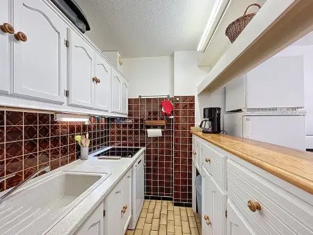 Appartement Climatisé avec Cabine et Parking Privé, à Deux Pas de la Plage, WiFi Inclus - Photo 2