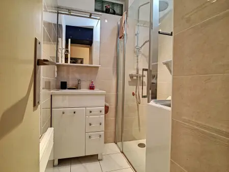 Appartement Climatisé avec Cabine et Parking Privé, à Deux Pas de la Plage, WiFi Inclus - Photo 7