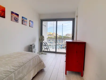 Bel F3 à Carnon avec piscine, parking, clim et WiFi - Photo 9
