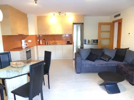 Appartement moderne avec piscine, terrasse, jardin et WIFI à 400m de la plage - Llançà - Photo 7