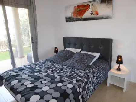 Appartement moderne avec piscine, terrasse, jardin et WIFI à 400m de la plage - Llançà - Photo 11