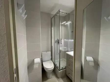 Appartement 2 pièces avec loggia et piscine à 100m de la plage - Le Grau-du-Roi - Photo 11