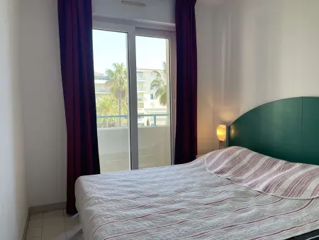 Appartement avec terrasse, piscine et à 5 min de la plage à Juan les Pins - Photo 4