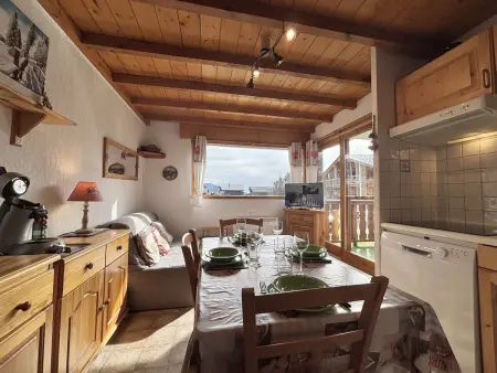 Appartement au pied des pistes avec terrasse, parking privé, casier à skis, proche commerces - Photo 10