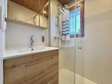 Appartement au pied des pistes avec terrasse, parking privé, casier à skis, proche commerces - Photo 19