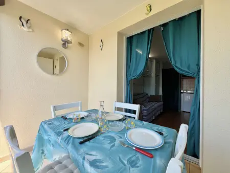 Studio Cabine Avec Piscine & Parking - Gruissan, Appartement 4 personnes à Gruissan - Photo 1