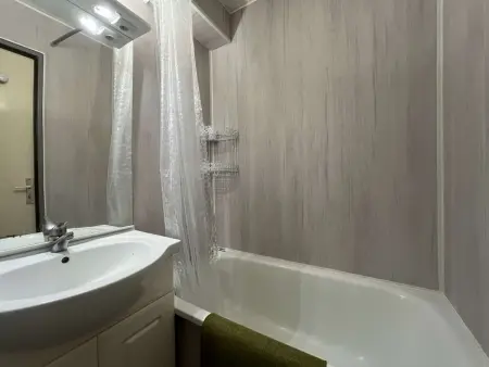 Studio Cabine Avec Piscine & Parking - Gruissan, Appartement 4 personnes à Gruissan - Photo 6
