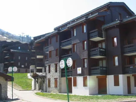 2 Pièces, Balcon Sud-Est, Face ESF, Ménage Inclus - Photo 7