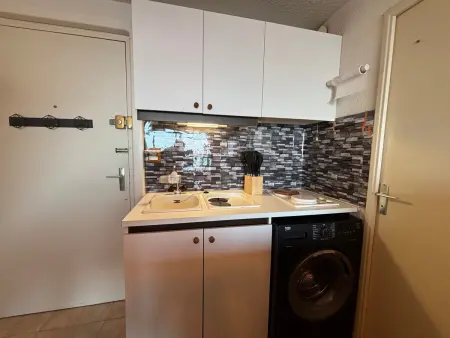 Appartement cosy avec balcon, animaux admis, parking - Photo 4