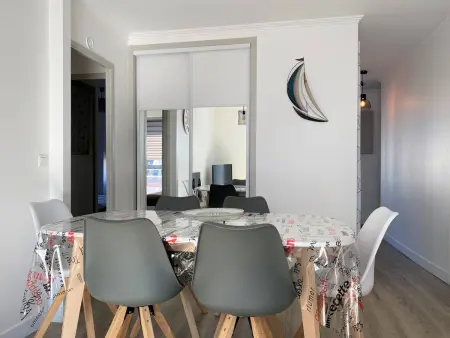 Appartement rénové 5 personnes avec balcon au centre de Perros-Guirec - Photo 5