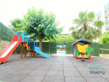 Appartement Familial à Salou - Piscine, Proche Plage, Climatisation & Wi-Fi - Photo 3