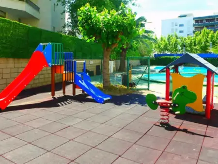 Appartement Familial à Salou - Piscine, Proche Plage, Climatisation & Wi-Fi - Photo 20
