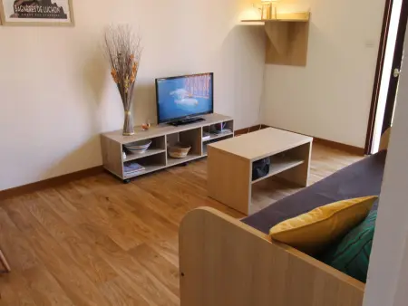 Appartement T2 avec Balcon, Parking et WiFi - Proche Thermes et Centre ville, 4 pers. - Photo 5