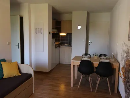 Appartement T2 avec Balcon, Parking et WiFi - Proche Thermes et Centre ville, 4 pers. - Photo 8