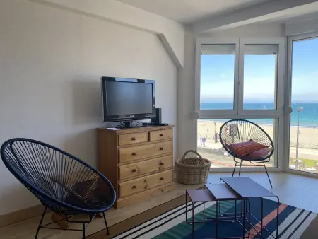 Appartement avec WIFI et Vue Mer, Plage de Trestraou à Perros-Guirec - Photo 5