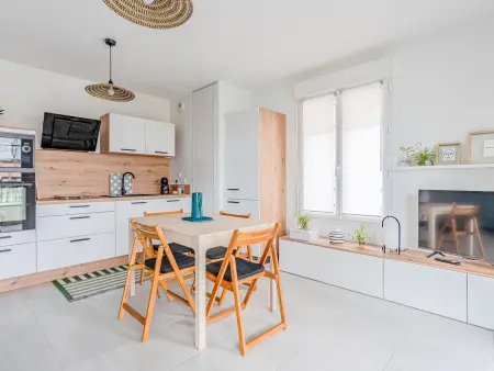 Appartement T3 Moderne avec Terrasse, 2 Parkings, Proche Centre – 4 Personnes, 2 Étoiles - Photo 3