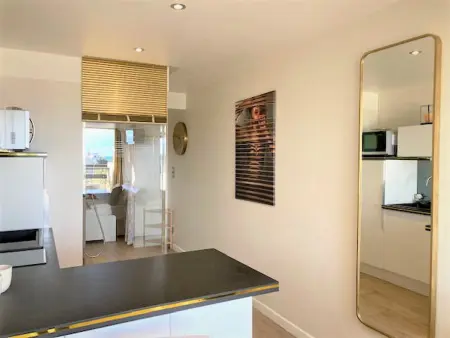 Appartement climatisé pour 2 avec parking, terrasse et vue mer - Photo 9