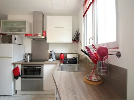 La Bourboule : Agréable T2 avec Terrasse, Balcon et Wifi - Proche Centre et Thermes - Photo 2