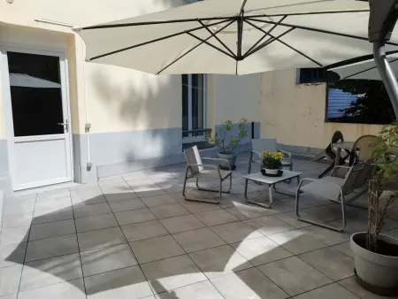 La Bourboule : Agréable T2 avec Terrasse, Balcon et Wifi - Proche Centre et Thermes - Photo 6