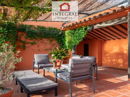Duplex cosy à Palamós avec terrasse privée, climatisation et wifi à 300m de la plage - Photo 2