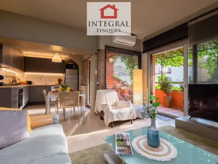 Duplex cosy à Palamós avec terrasse privée, climatisation et wifi à 300m de la plage - Photo 3