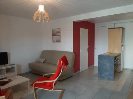 Appartement T2 Tout Confort Centre-Ville Vieux-Boucau avec Parking Privatif et Proche des Plages - Photo 11