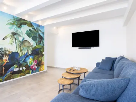 Luxueux Duplex Moderne avec Terrasse, Vue Mer et Wi-Fi 600 mb - Photo 11