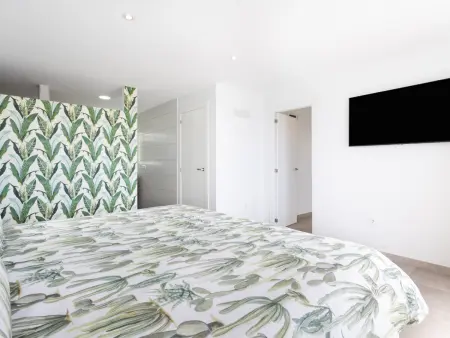 Luxueux Duplex Moderne avec Terrasse, Vue Mer et Wi-Fi 600 mb - Photo 17