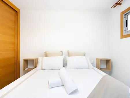 Appartement moderne en bord de mer avec balcon, parking et Wi-Fi - Photo 10