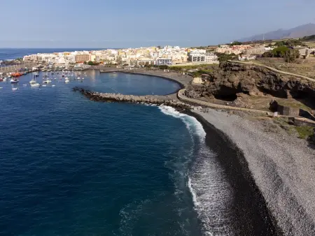 Appartement moderne en bord de mer avec balcon, parking et Wi-Fi - Photo 24