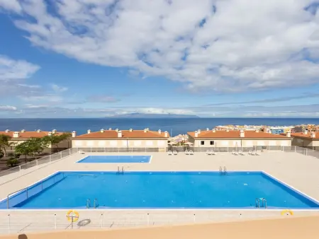 Propriété neuve avec piscine, sécurité privée et vue sur l'océan à Tenerife - Photo 4