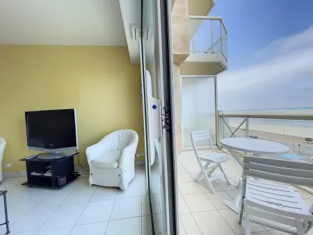 Appartement 2 chambres avec balcon et cuisine équipée - Photo 7